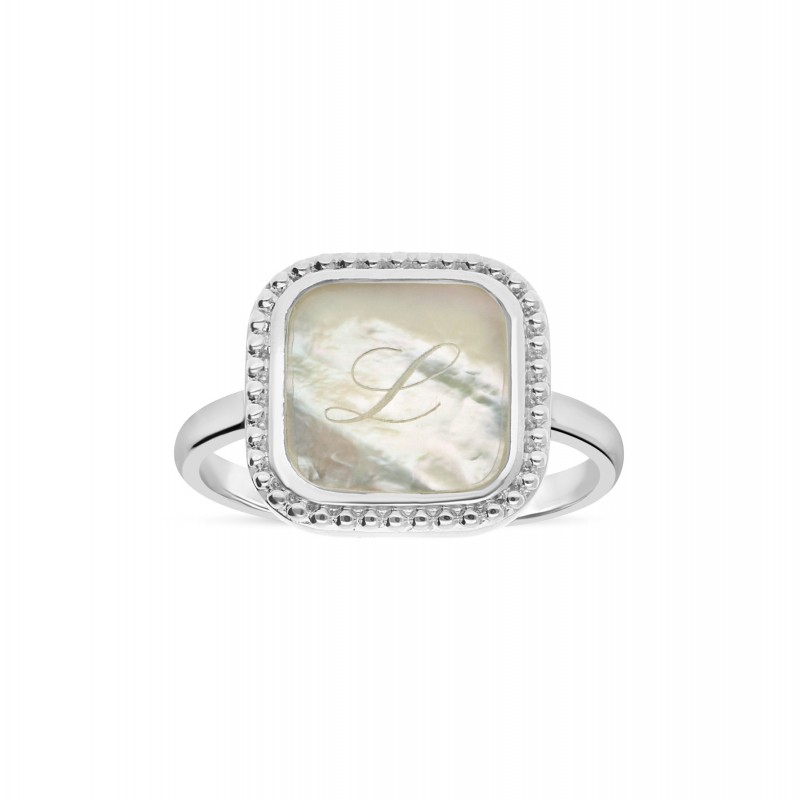 Bague chevalière nacre en argent personnalisable