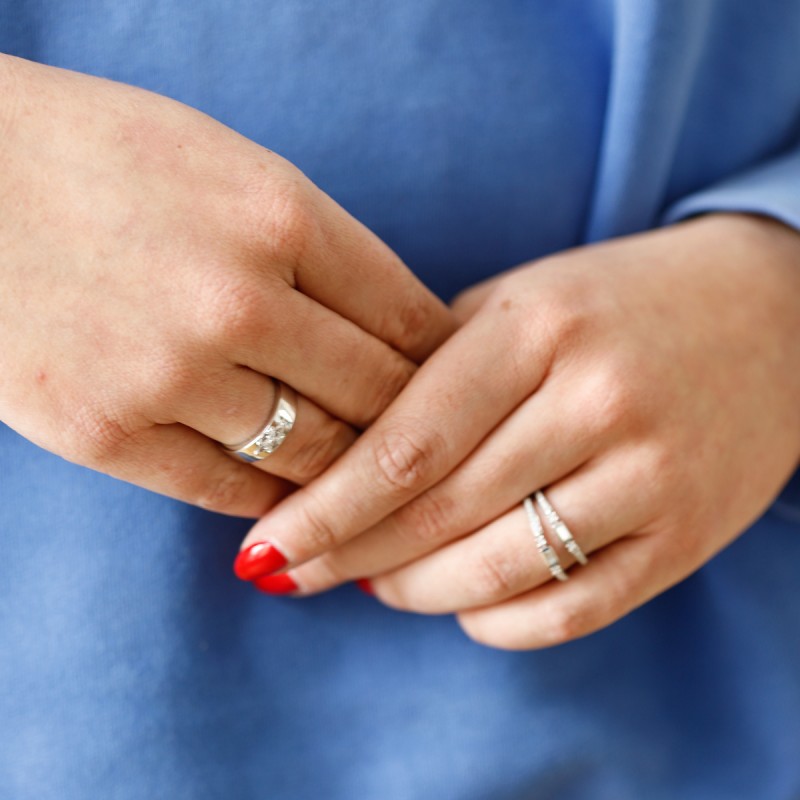 Bague Mona en argent personnalisable