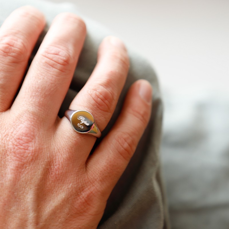 Chevalière ronde en argent personnalisable